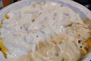 Mamaliguta gratinata cu branzeturi si iaurt