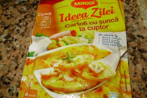 Cartofi cu sunca la cuptor