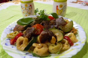 Tortellini cu carne de porc