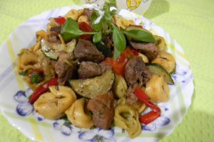 Tortellini cu carne de porc