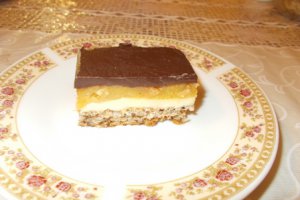 Snickers cu alune