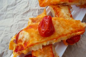 Rulouri pizza din foi Yufka