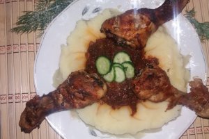 Pulpe de pui cu iaurt si cu piure