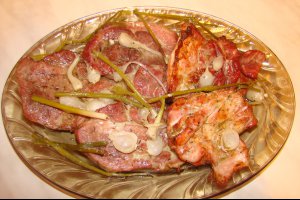 Ceafa si pastrama de porc la cuptor