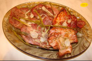 Ceafa si pastrama de porc la cuptor