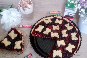 Tarta cu capsune si cirese cu Green Sugar