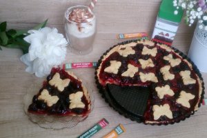 Tarta cu capsune si cirese cu Green Sugar