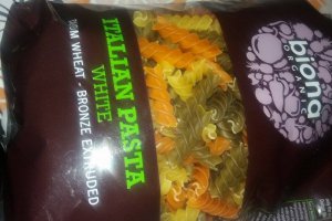 Paste tricolore cu muschi de porc