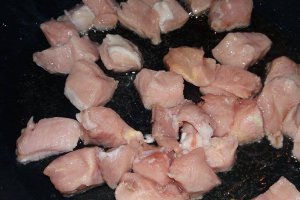 Paste tricolore cu muschi de porc