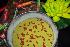 Tort cu Matcha si lemon curd