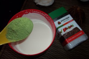 Tort cu Matcha si lemon curd