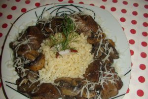 Ficatei cu ciuperci la tigaie