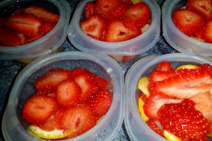 Salata de fructe în jeleu