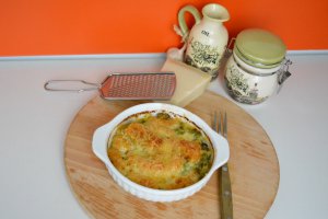 Gnocchi homemade cu sos alb si mazare