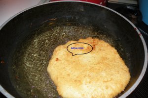 Placinte sarate cu branza pufoasa Delaco cu smantana