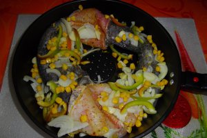 PESTE CU LEGUME LA DRY COOKER