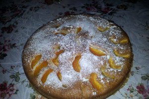 Prajitura cu iaurt si caise