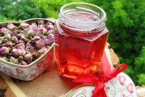 Dulceata de trandafiri