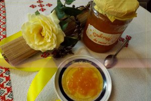 Dulceata de caise