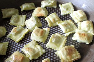 Ravioli prajiti