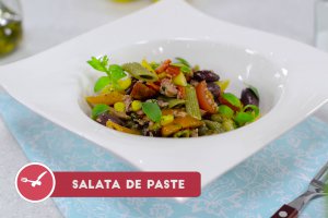 Vezi si reteta video pentru Salata de paste cu ton