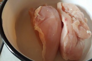 Piept de pui la gratar