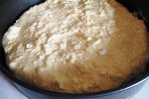 Tarta cu branza si fructe de padure