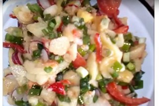 Salata de cartofi cu legume