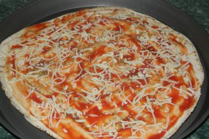Pizza pe blat de lipie
