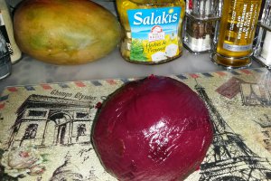 Salata de sfecla cu mango si Salakis