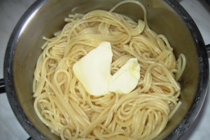 Spaghetti cu sos