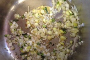 Supa de dovlecei cu paste