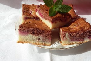 Prajitura din albusuri cu zmeura