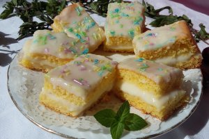 Prajitura cu crema de lamaie si menta
