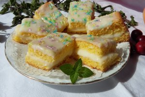 Prajitura cu crema de lamaie si menta