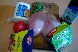 Piept de pui cu mozarella si rosii
