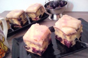 Prajitura cu cirese si crema de vanilie