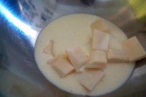 Prajitura cu cirese si crema de vanilie