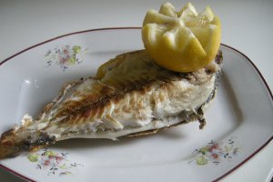 Dorada in crusta de sare la cuptor
