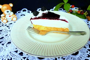 Tort cu jeleu de mure