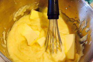 Prajitura cu piscoturi si crema de lamaie