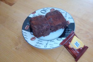 TORT DE BISCUITI – ciocolatos