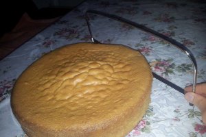 Blat de tort pufos reteta cu 8 oua