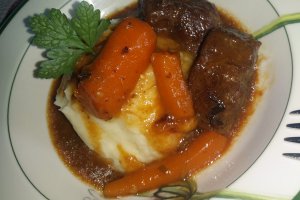 Tocanita belgiana cu carne de vita si bere - Carbonade