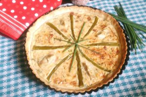 Quiche cu ton, rosii deshidratate si sparanghel
