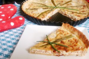 Quiche cu ton, rosii deshidratate si sparanghel