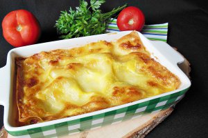 Lasagna cu branza si bacon