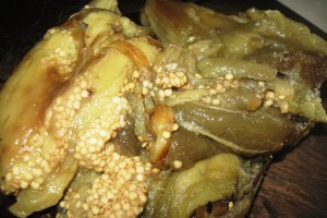 Salata de vinete cu ardei copti