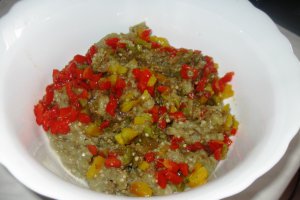 Salata de vinete cu ardei copti