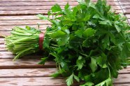 Tot ce trebuie sa stii despre patrunjel si marar - sfaturi despre nutritie oferite de doamna dr. Mihaela Gologan